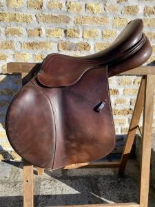 SELLE EQUIPE